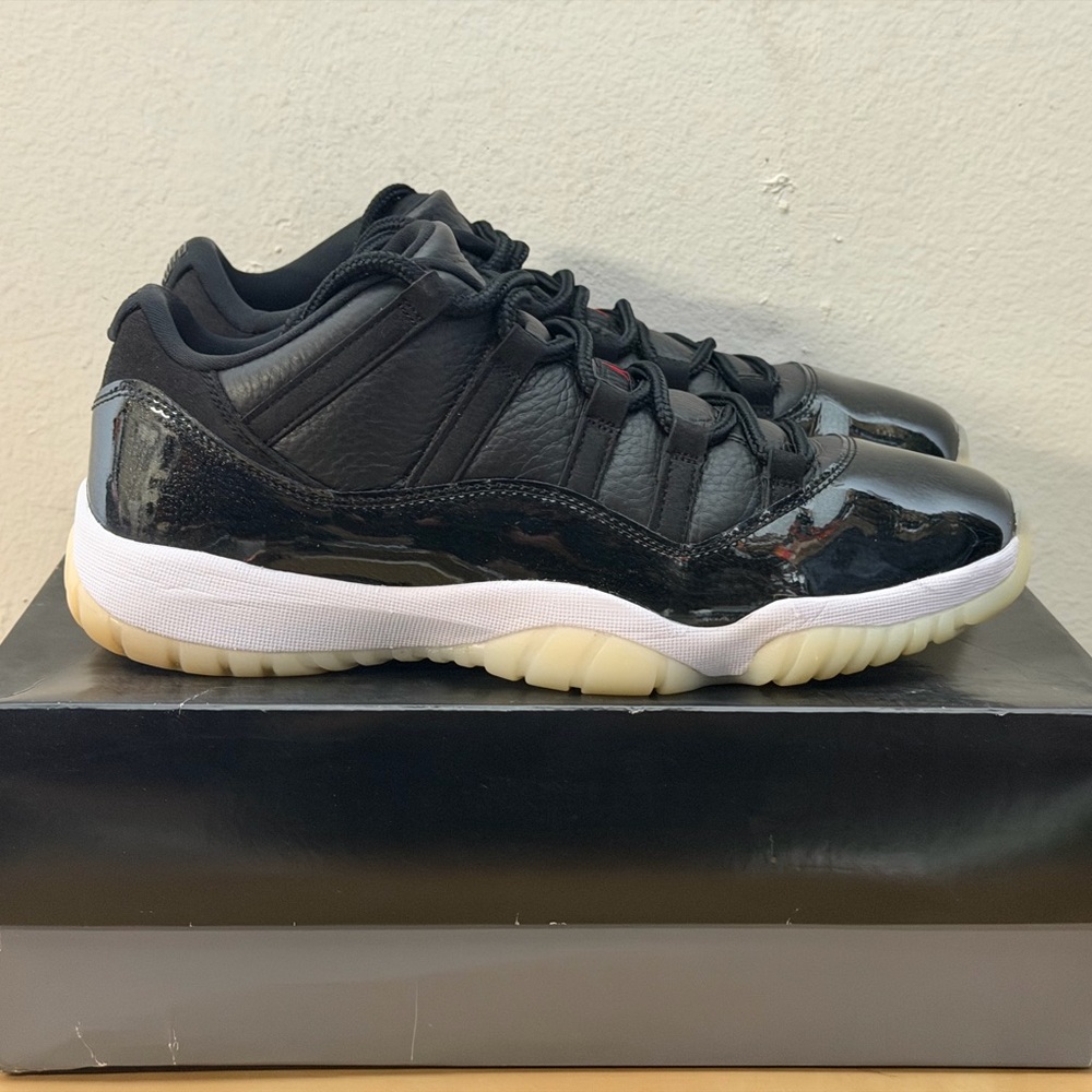 VNDS Nike Air Jordan 11 Retro Low 72-10 Sneakers AV2187 001 Men’s Size 11